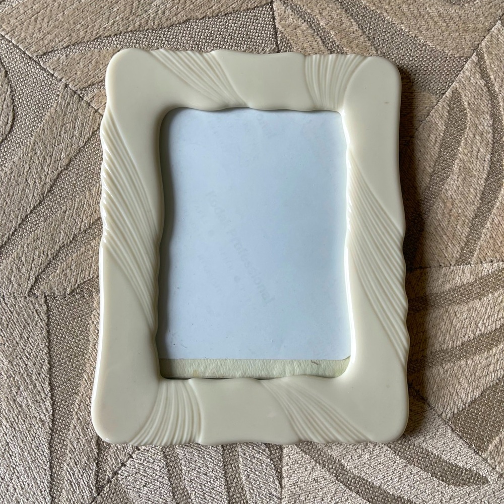 Lenox 5x7 vintage frame